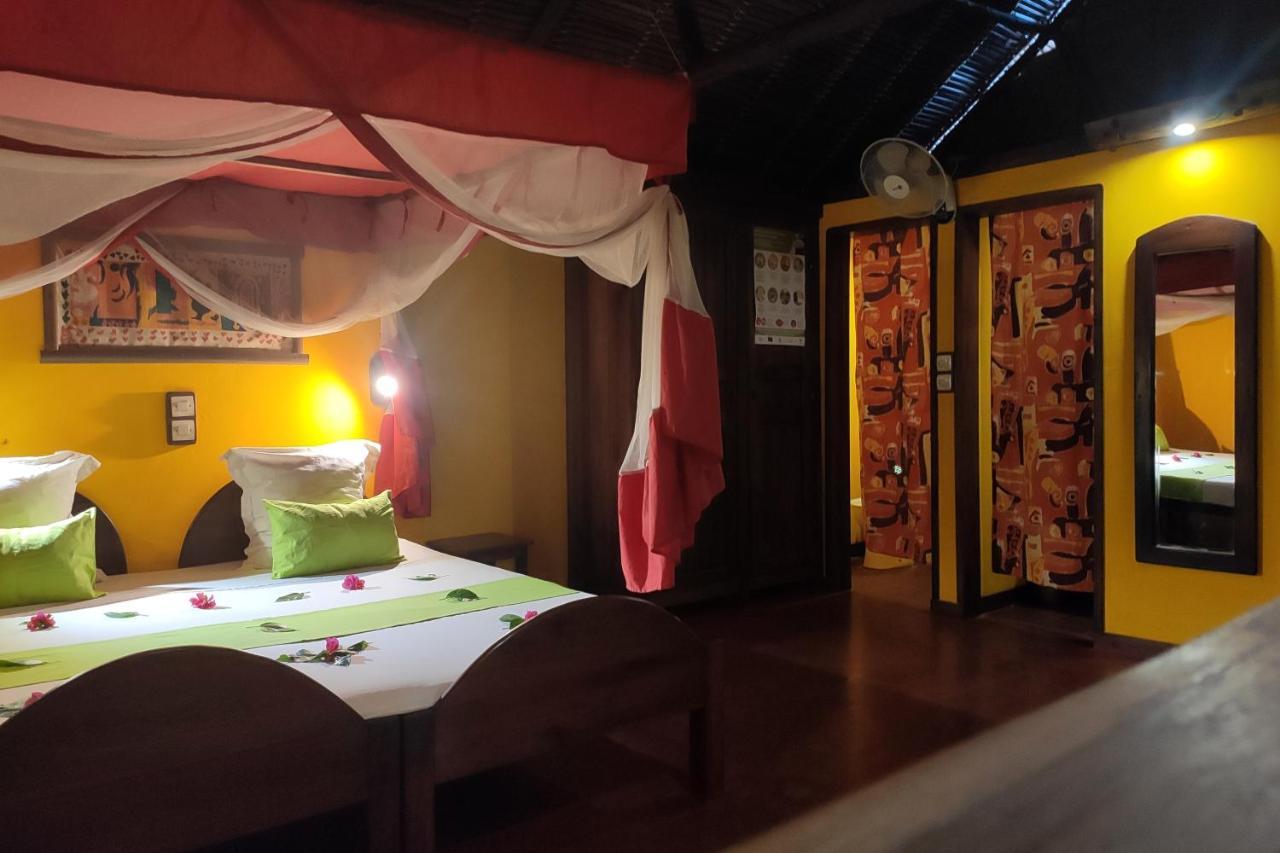 阿姆巴托洛阿卡 月光曲旅馆酒店 外观 照片
