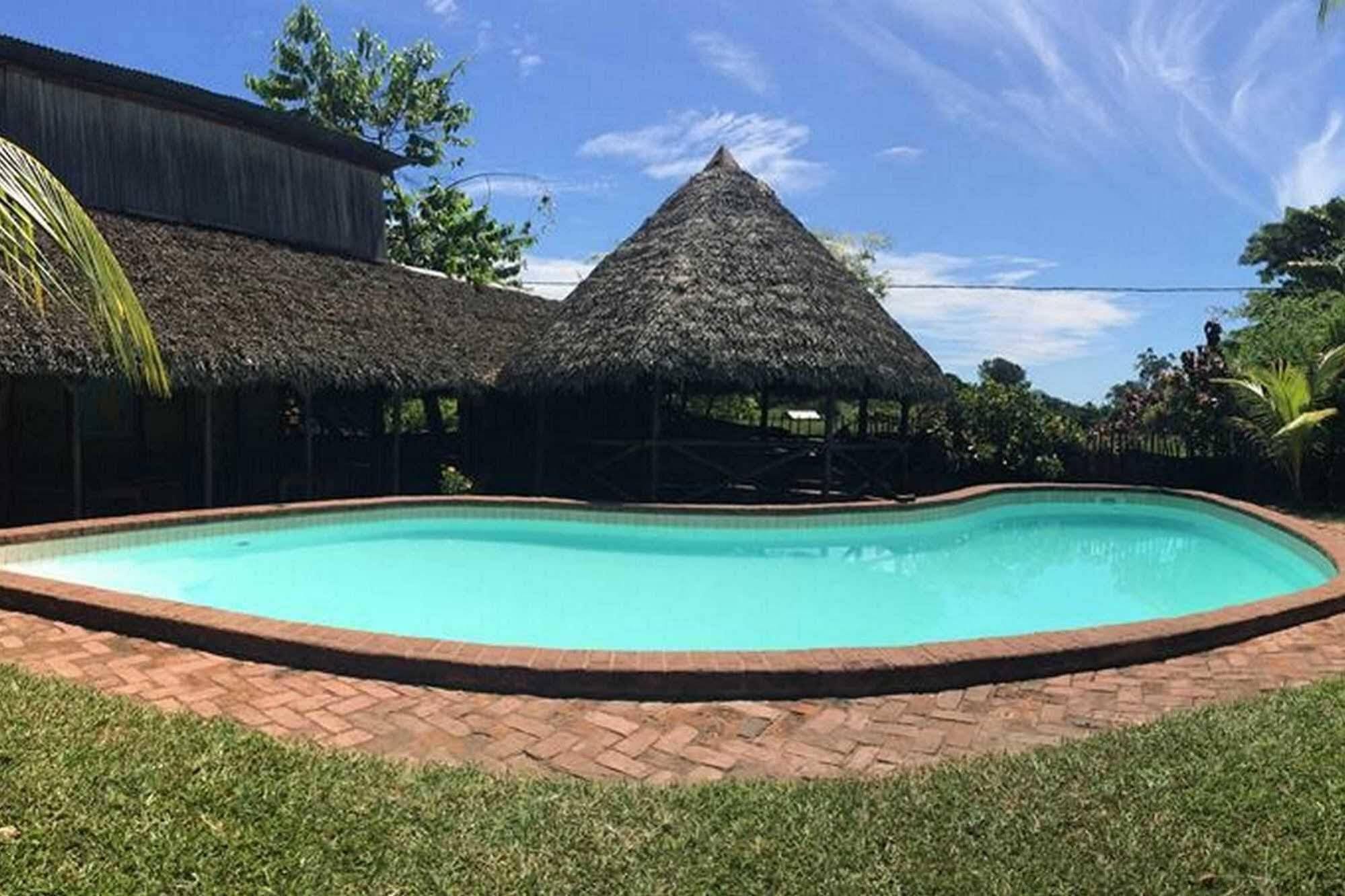 阿姆巴托洛阿卡 月光曲旅馆酒店 外观 照片